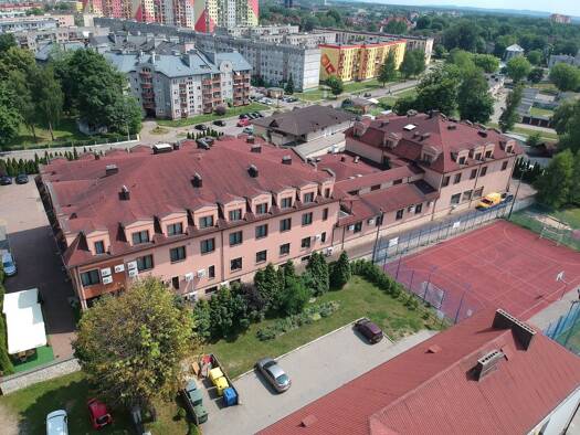 Hotel zum Kauf 6.300.000 € 6.120 m² Grundstück Zawiercie 42-400