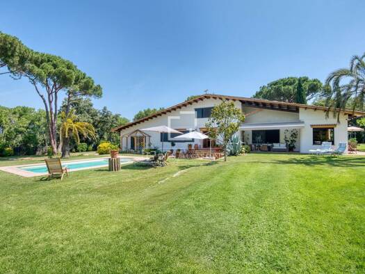 Haus zum Kauf 1.650.000 € 422 m² 5.966 m² Grundstück Santa Cristina d'Aro 17246