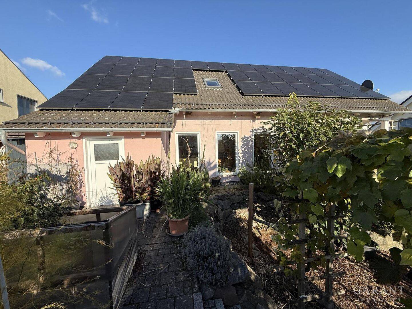 Einfamilienhaus zum Kauf - Mehr
