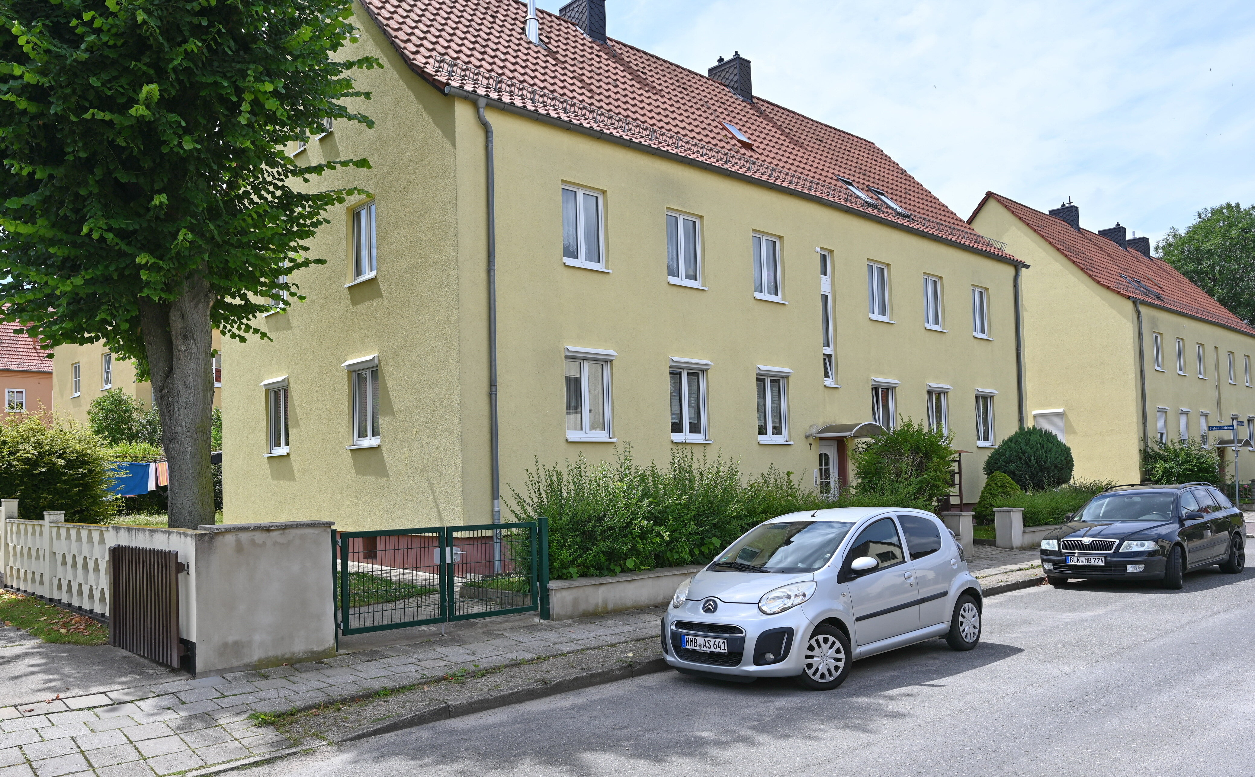 Wohnung zum Kauf 65.000 € 3 Zimmer 68,8 m²<br/>Wohnfläche 1.<br/>Geschoss Naumburg Naumburg/Saale 06618