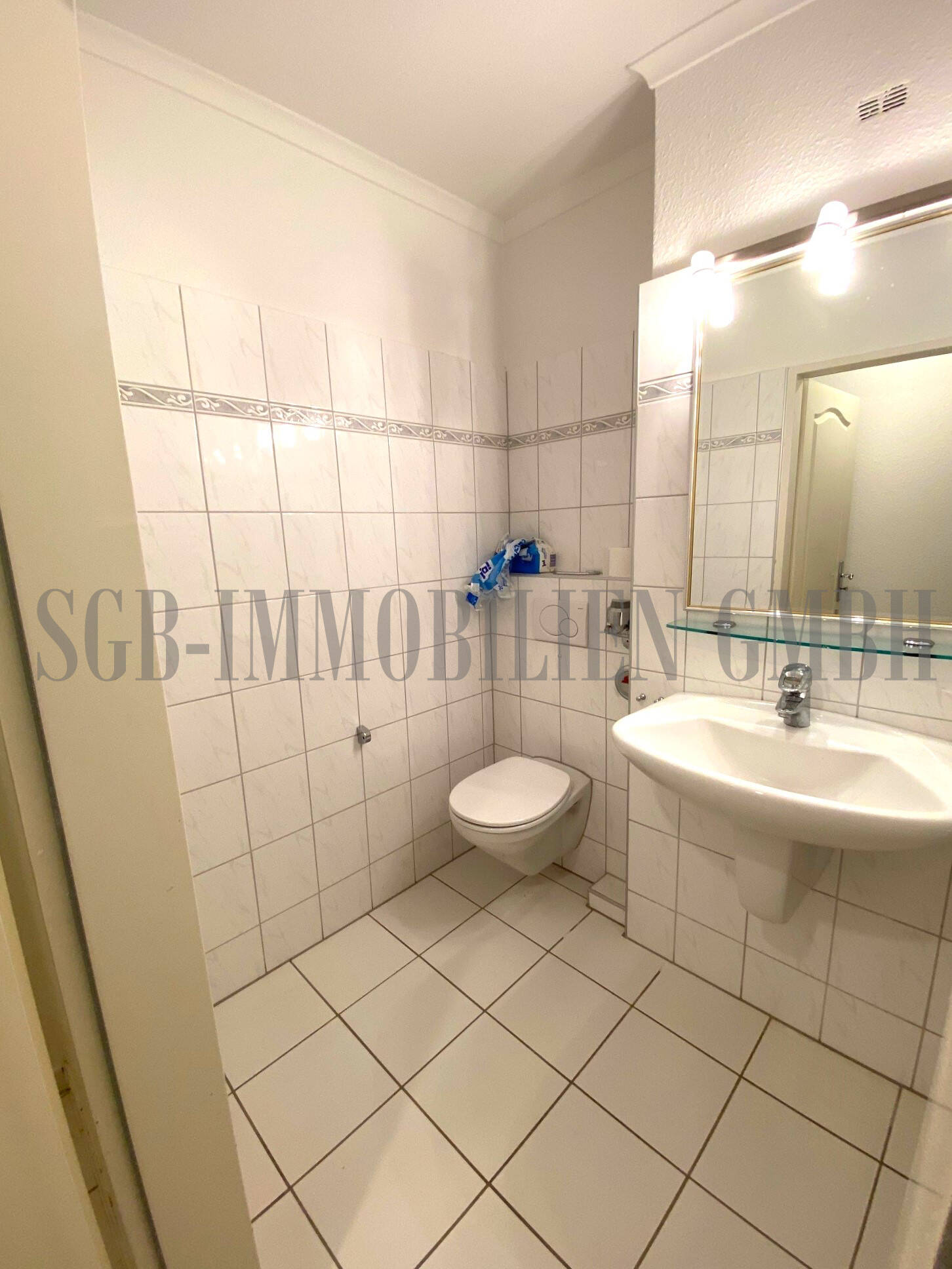 Property thumbnail 12