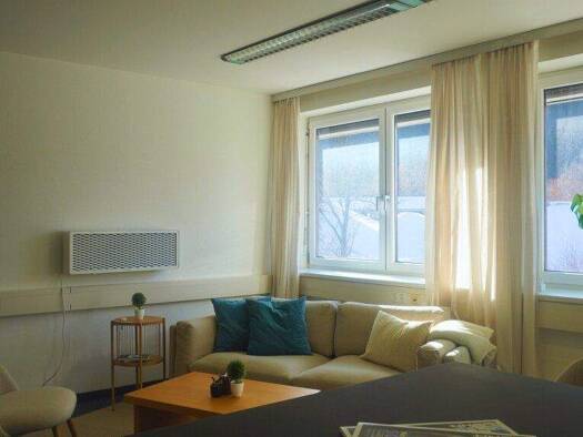 Büro zur Miete 964 € 50 m² Bürofläche Zirl 6170