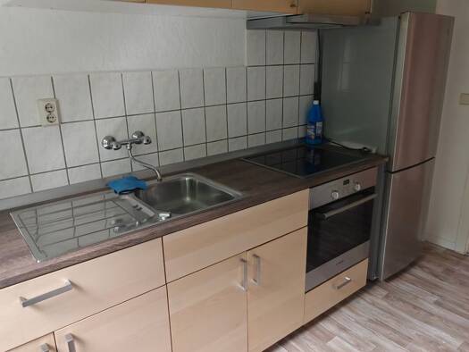 Wohnung zur Miete 300 € 3 Zimmer 62 m² 1. Geschoss frei ab sofort Niedergräfenhain Geithain 04643