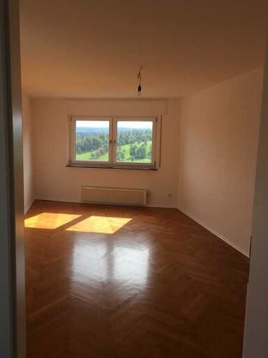 Wohnung zur Miete 700 € 3 Zimmer 111 m² frei ab sofort Pfarrstr. Burbach Marxzell 76359