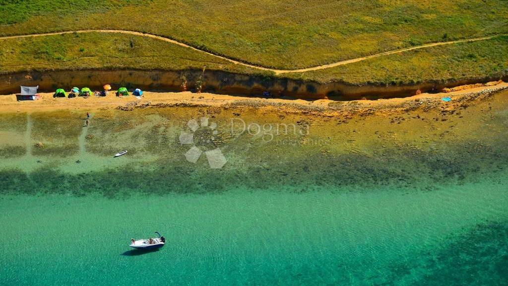 Land-/Forstwirtschaft zum Kauf 90.000 € Nin