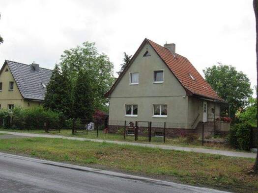 Einfamilienhaus zum Kauf 340.000 € 5 Zimmer 88,4 m² 852 m² Grundstück Nauener Straße 10 A Falkensee 14612