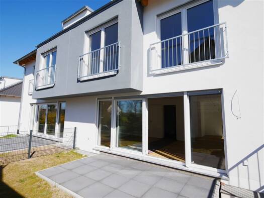 Doppelhaushälfte zum Kauf - Erstbezug provisionsfrei 695.000 € 5 Zimmer 130 m² 186 m² Grundstück frei ab sofort Altenberg Oberasbach 90522