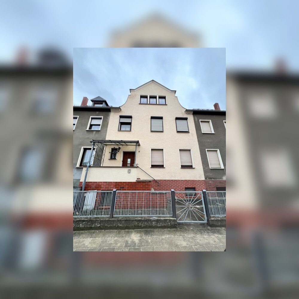 Stadthaus zum Kauf 329.000 € 6 Zimmer 120 m²<br/>Wohnfläche 694 m²<br/>Grundstück Jüterbog Jüterbog 14913