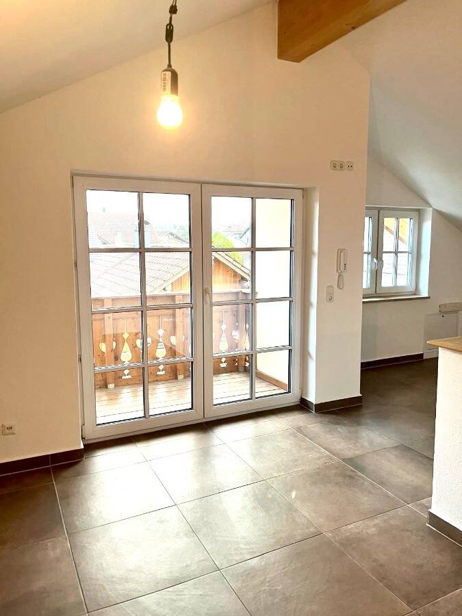 TOP-LAGE: 3 Wohnungen in modernisiertem Mehrfamilienhaus