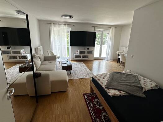 Studio zur Miete 600 € 1 Zimmer 42 m² Geschoss 1/6 frei ab sofort Thalk.Obersendl.-Forsten-Fürstenr.-Solln München 81379
