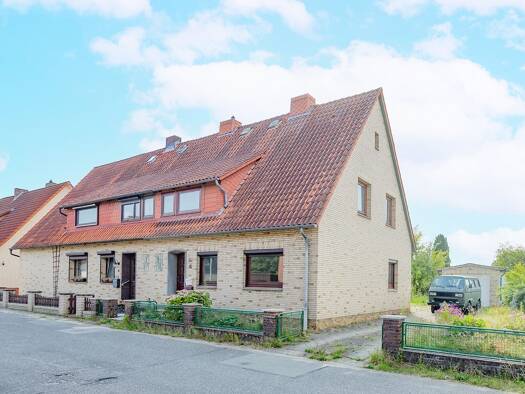 Doppelhaushälfte zum Kauf 349.000 € 6 Zimmer 106 m² 815 m² Grundstück Stelle 21435