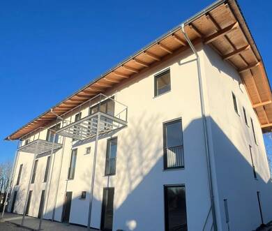 Wohnung zur Miete 1.550 € 4 Zimmer 130 m² Geschoss 2/2 frei ab sofort Blumberg Adlkofen 84166