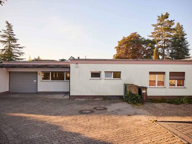 Einfamilienhaus zur Miete 2.500 € 4 Zimmer 112 m² 415 m² Grundstück frei ab sofort Eberstadt Darmstadt / Eberstadt 64297