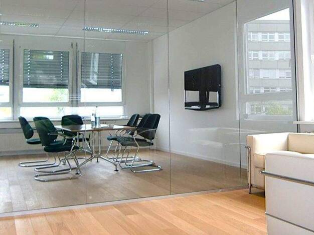 Bürofläche zur Miete provisionsfrei 18 € 320 m² Bürofläche teilbar ab 187 m² Thalk.Obersendl.-Forsten-Fürstenr.-Solln München 81379
