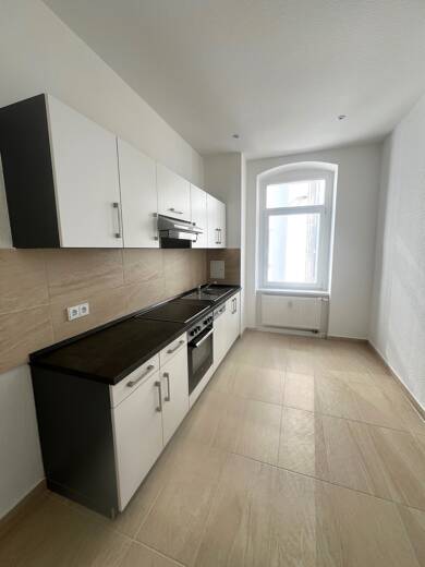 Wohnung zur Miete 550 € 4 Zimmer 91,8 m² 1. Geschoss frei ab sofort Elisenstraße 40 Zentrum Chemnitz 09111
