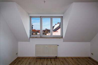 Wohnung zum Kauf 31.500 € 1 Zimmer 35 m² Dachgeschoss, 3. Geschoss Greiz Greiz 07973