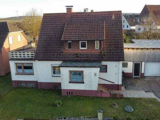 Haus zum Kauf 99.000 € 6 Zimmer 120 m² 968 m² Grundstück Masswelle 8 Naensen Einbeck 37574