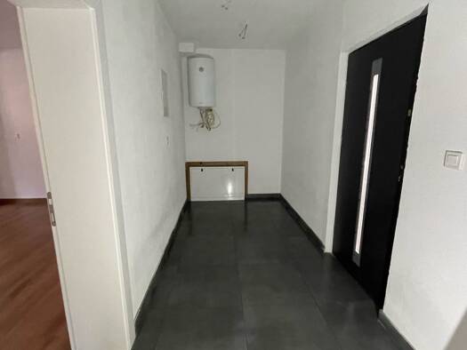 Wohnung zur Miete 850 € 3 Zimmer 97 m² Geschoss 1/2 frei ab sofort Pfeffingen Albstadt 72459