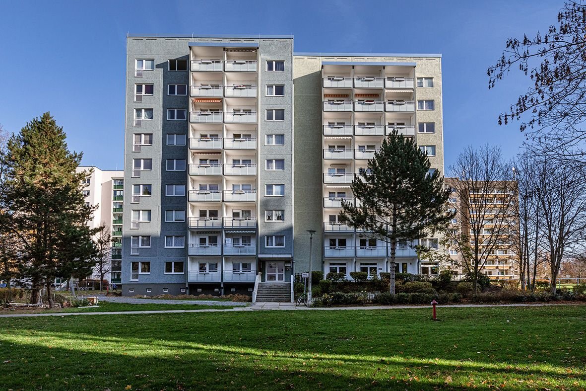 Wohnung zur Miete 243 € 1 Zimmer 31,6 m²<br/>Wohnfläche 8.<br/>Geschoss Titaniaweg 5 Grünau - Nord Leipzig 04205