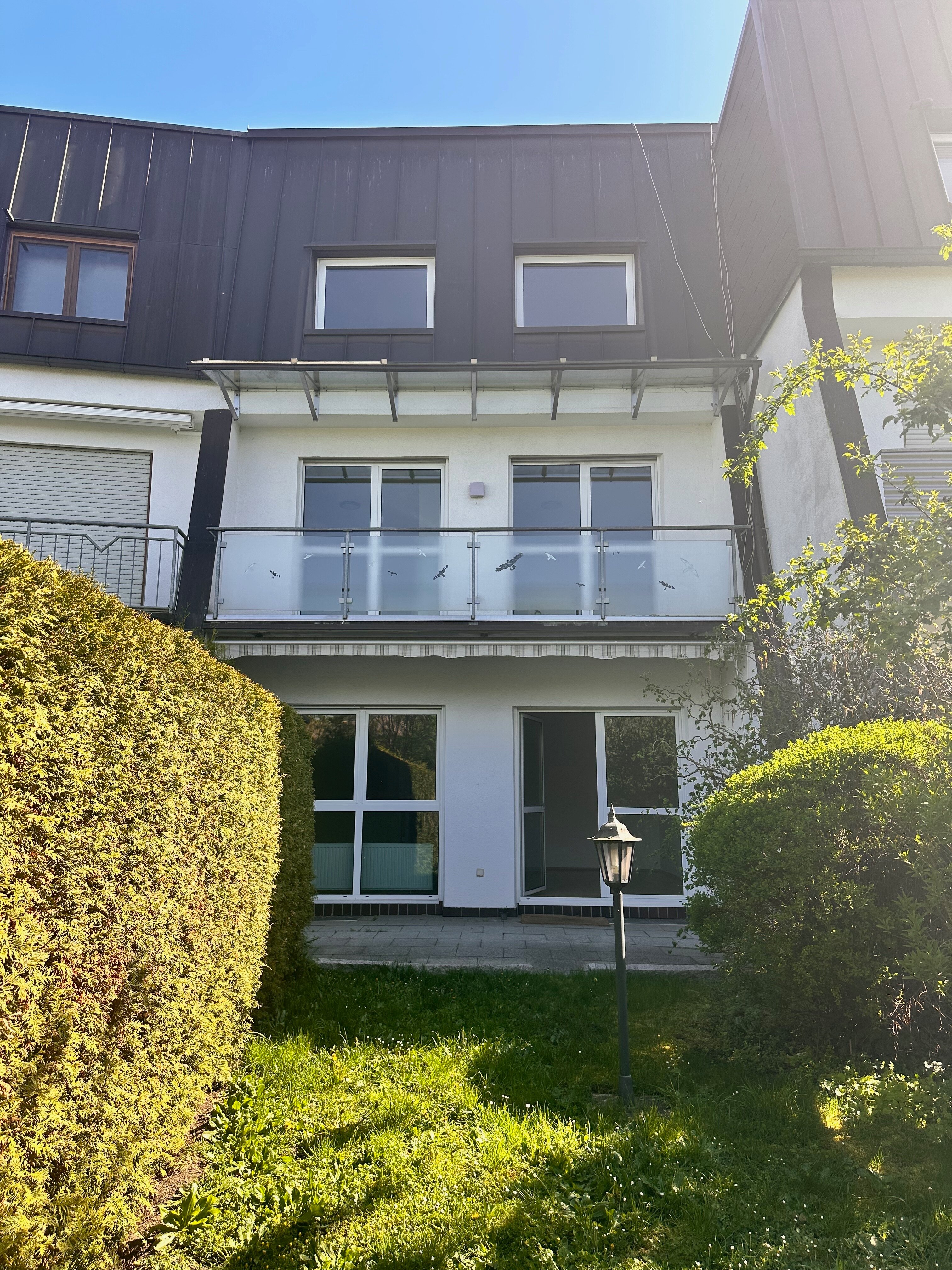 Reihenmittelhaus zum Kauf 428.000 € 5 Zimmer 207 m²<br/>Wohnfläche ab sofort<br/>Verfügbarkeit Schlachthof Amberg 92224