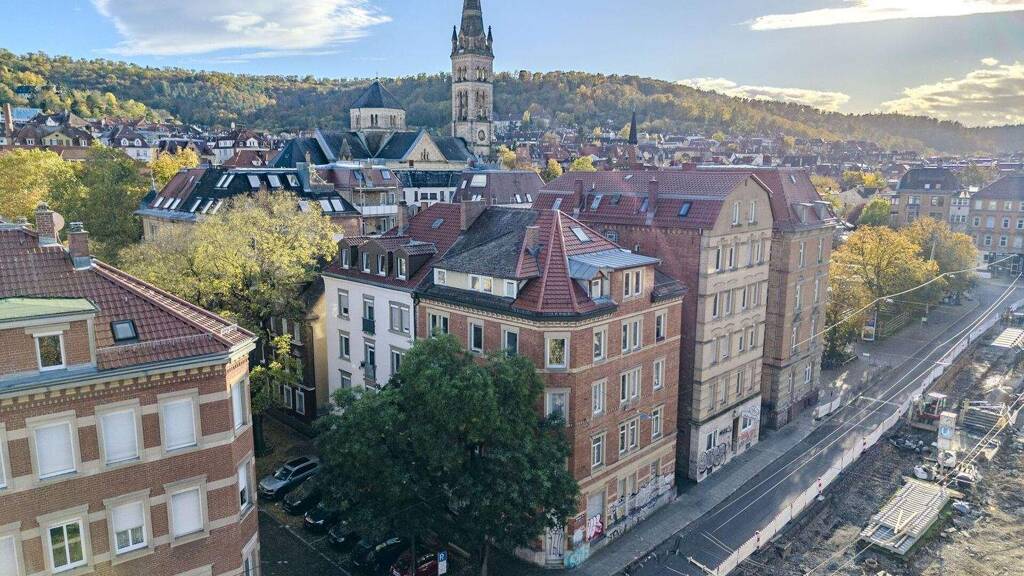 Haus zum Kauf 1.550.000 € 26 Zimmer 396 m² 169 m² Grundstück Süd Stuttgart / Heslach 70199