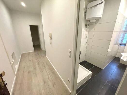 Wohnung zur Miete 586 € 2 Zimmer 56,3 m² 2. Geschoss frei ab 01.05.2026 Siemensstr. 16 Moabit Berlin 10551