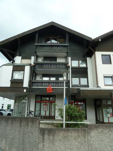 Wohnung zum Kauf 135.000 € 2 Zimmer 53,1 m² 2. Geschoss Rupertusstraße 1 Burgkirchen Burgkirchen an der Alz 84508