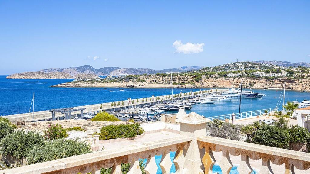 Villa zum Kauf 2.450.000 € 5 Zimmer 217 m² 500 m² Grundstück El Toro 07181