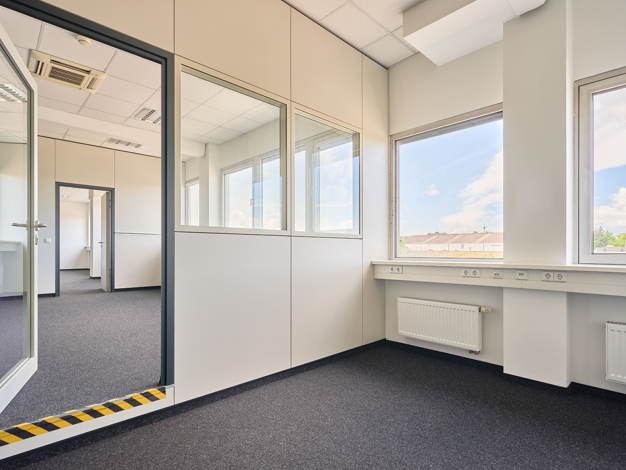 Bürofläche zur Miete 6,50 € 30,6 m² Bürofläche Schleifbachweg 49-53 Öhringen 74613