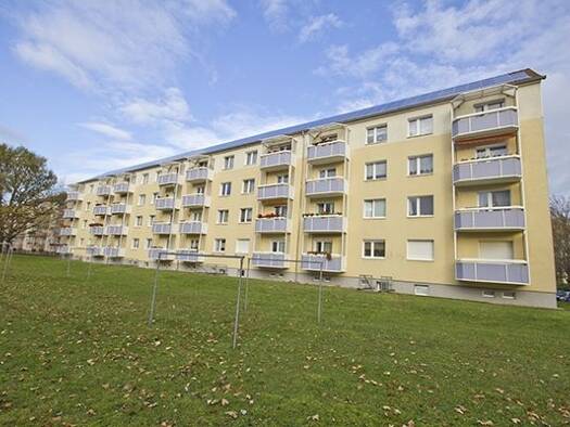 Wohnung zur Miete 466 € 3 Zimmer 58,2 m² 3. Geschoss frei ab 01.01.2026 Philipp-Reis-Str. 16 Landrain Halle (Saale) 06118