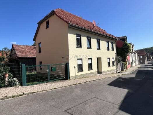 Einfamilienhaus zum Kauf 290.000 € 6 Zimmer 137 m² 457 m² Grundstück frei ab sofort Kapellenstraße 10 Hochheim Erfurt 99094