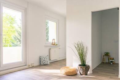 Wohnung zur Miete 233 € 1 Zimmer 33,6 m² 5. Geschoss frei ab 30.10.2025 Nordstr. 8 Zentrum 010 Chemnitz 09113