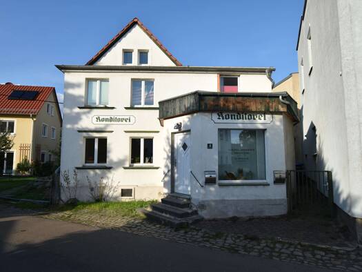Mehrfamilienhaus zum Kauf 299.000 € 6 Zimmer 153,2 m² 850 m² Grundstück Radebeul 01445