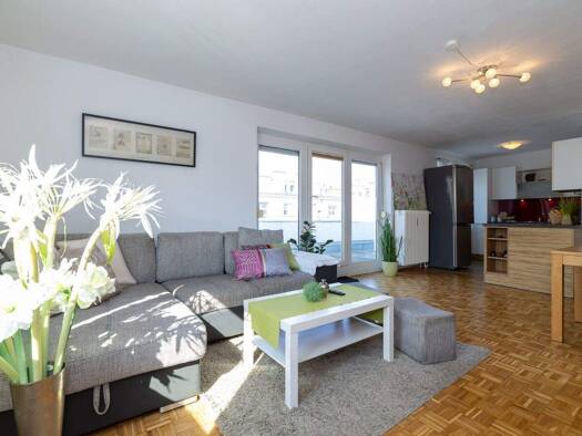 Terrassenwohnung zum Kauf 249.000 € 3 Zimmer 76,7 m² 3. Geschoss Schwechat 2320