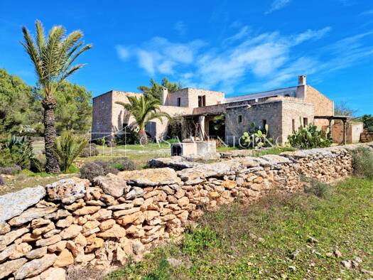 Herrenhaus zum Kauf 2.900.000 € 8 Zimmer 540 m² 25.000 m² Grundstück Cam. Vell de Cala Saona II  907  07870  Illes Bale Formentera