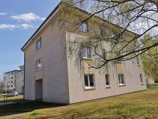 Wohnung zur Miete 769 € 3 Zimmer 76,9 m² Geschoss EG/3 frei ab 01.09.2026 Heinrich-Hertz-Straße 22 Oststadt Neubrandenburg 17036