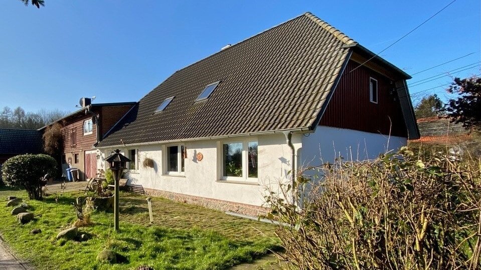 Bauernhaus zum Kauf 299.000 € 4 Zimmer 130 m²<br/>Wohnfläche 19.400 m²<br/>Grundstück Eichholz Gremersdorf-Buchholz 18461