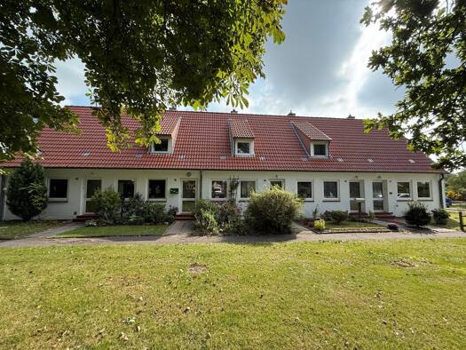 Reihenendhaus zum Kauf 96.500 € 3 Zimmer 46 m² frei ab sofort Friesenstraße 36 Bredstedt 25821