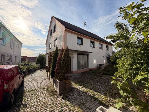 Einfamilienhaus zum Kauf 295.000 € 5 Zimmer 200 m² 363 m² Grundstück frei ab sofort Kirchheim Kirchheim in Schwaben 87757