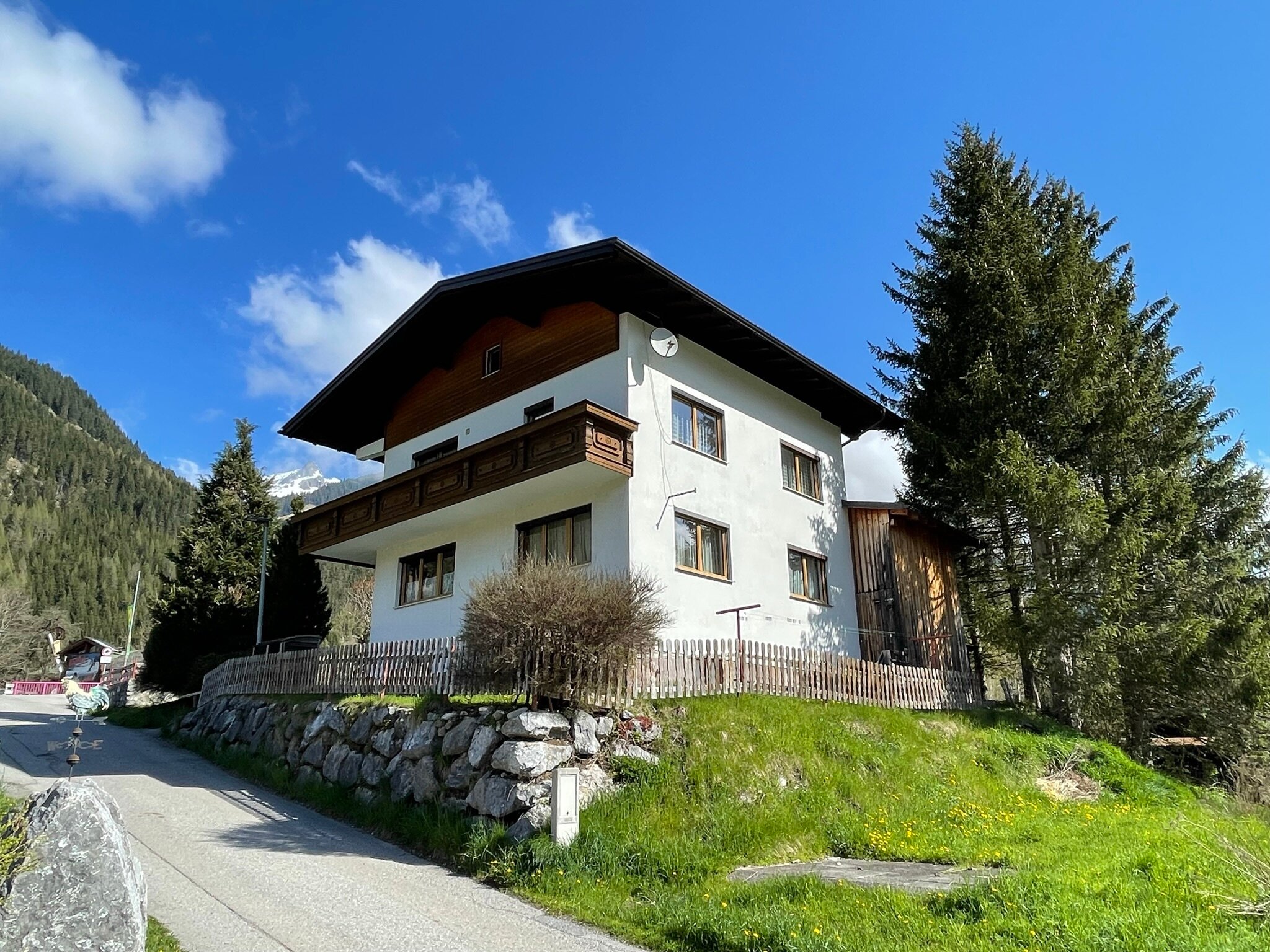 Mehrfamilienhaus zum Kauf 480.000 € 128 m²<br/>Wohnfläche 844 m²<br/>Grundstück Untergiblen 16a Elbigenalp 6652