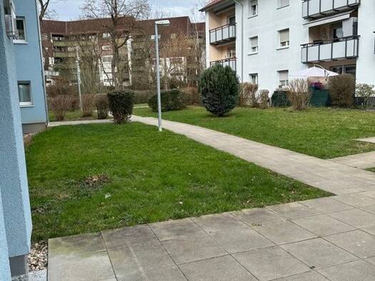 Wohnung zur Miete 661 € 3 Zimmer 58,7 m² 1. Geschoss frei ab 21.11.2025 Schorndorfer Str. 90 Oberesslingen Esslingen 73730