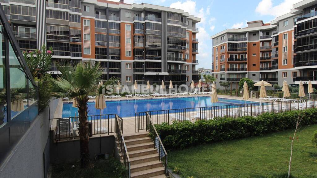 Studio zum Kauf 105.000 € 3 Zimmer 97 m² 2. Geschoss Istanbul 34570