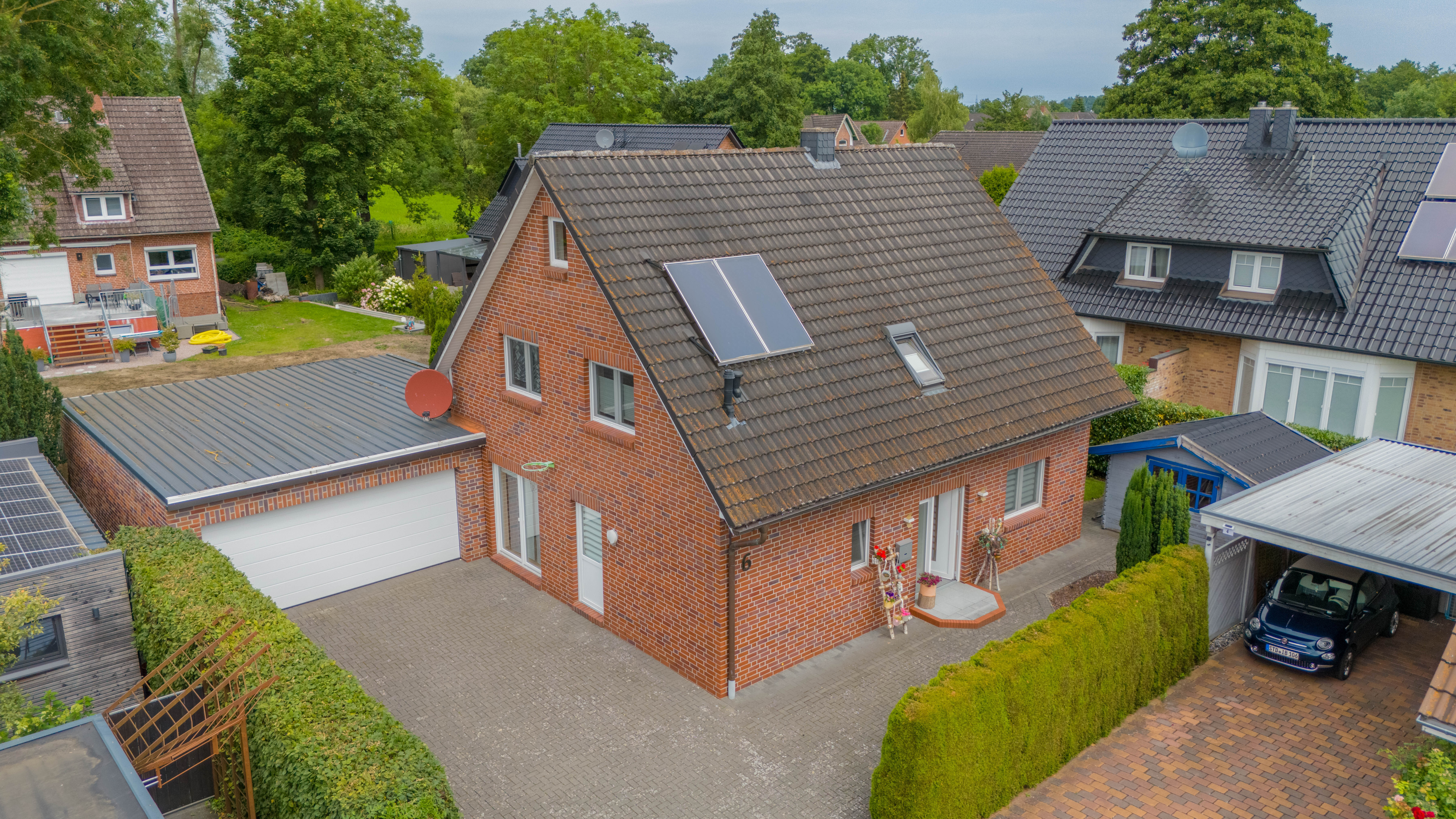 Einfamilienhaus zum Kauf 650.000 € 4 Zimmer 135 m²<br/>Wohnfläche 512 m²<br/>Grundstück Altona - Nord Hamburg