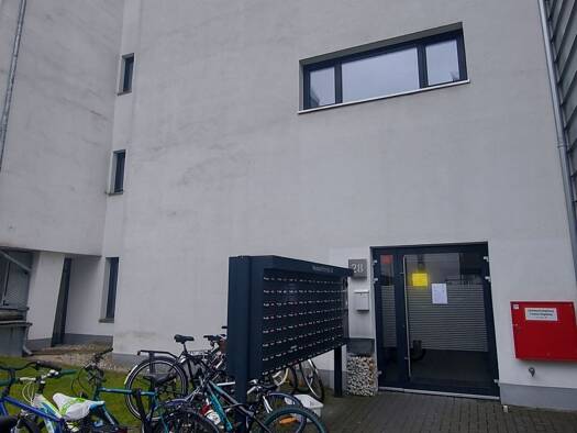 Studio zur Miete 590 € 1 Zimmer 33 m² Geschoss 4/5 frei ab sofort Glockenhof Nürnberg 90478