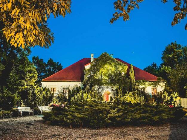 Gastronomie/Hotel zum Kauf provisionsfrei 3.500.000 € 400 m² Gastrofläche 25.000 m² Grundstück Brojce 95006