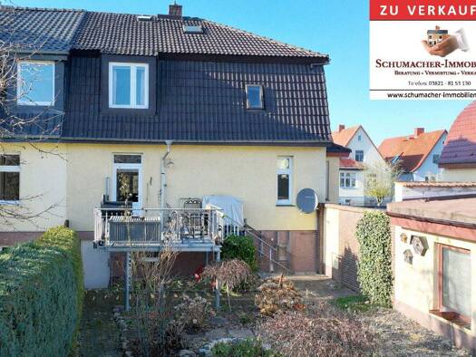 Doppelhaushälfte zum Kauf 229.000 € 5 Zimmer 157 m² 574 m² Grundstück Bützow 18246