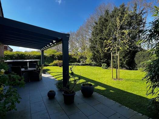 Einfamilienhaus zum Kauf provisionsfrei 649.000 € 6 Zimmer 228 m² 823 m² Grundstück Schimmelreiterweg 4 Husum Husum 25813