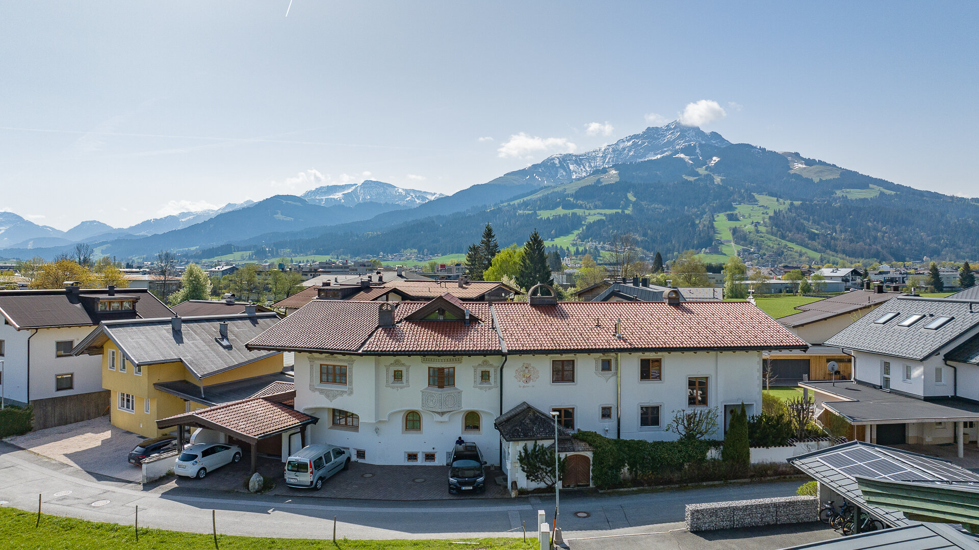 Mehrfamilienhaus zur Miete 4.300 € 5 Zimmer 255 m²<br/>Wohnfläche St. Johann in Tirol 6380