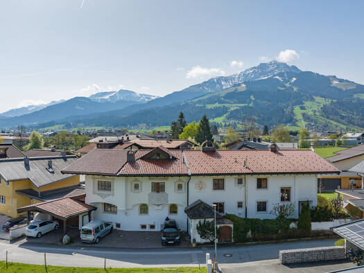 Mehrfamilienhaus zur Miete 5.100 € 5 Zimmer 255 m² St. Johann in Tirol 6380
