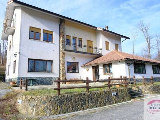 Restaurant zum Kauf 220.000 € 480 m² Gastrofläche 2.500 m² Grundstück Urbe Savona 17048